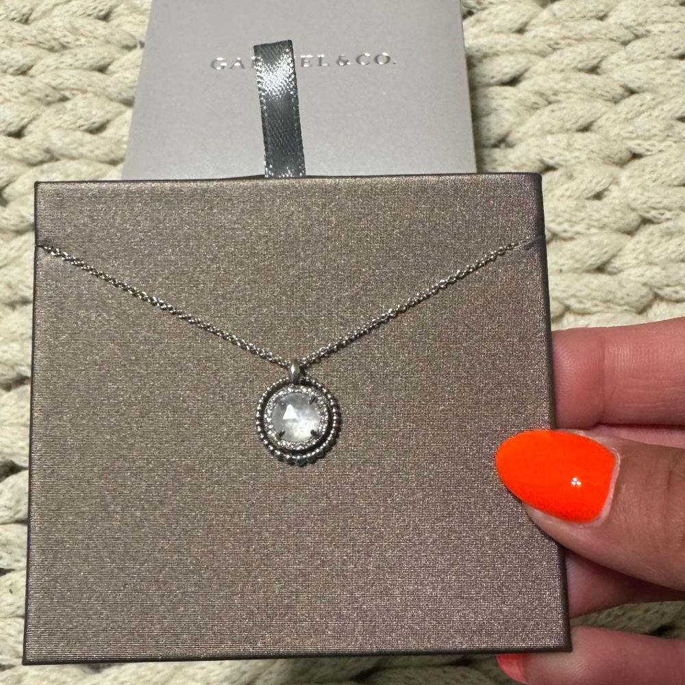 Gabriel&Co Sterling Silver Mother of Pearl Necklace